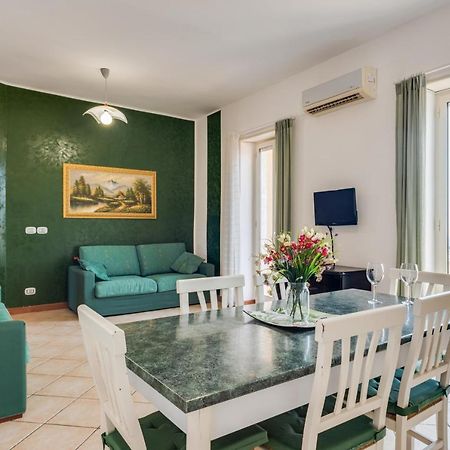 Roomy And Bright Apartment With Balconies X6 Catania Exterior foto