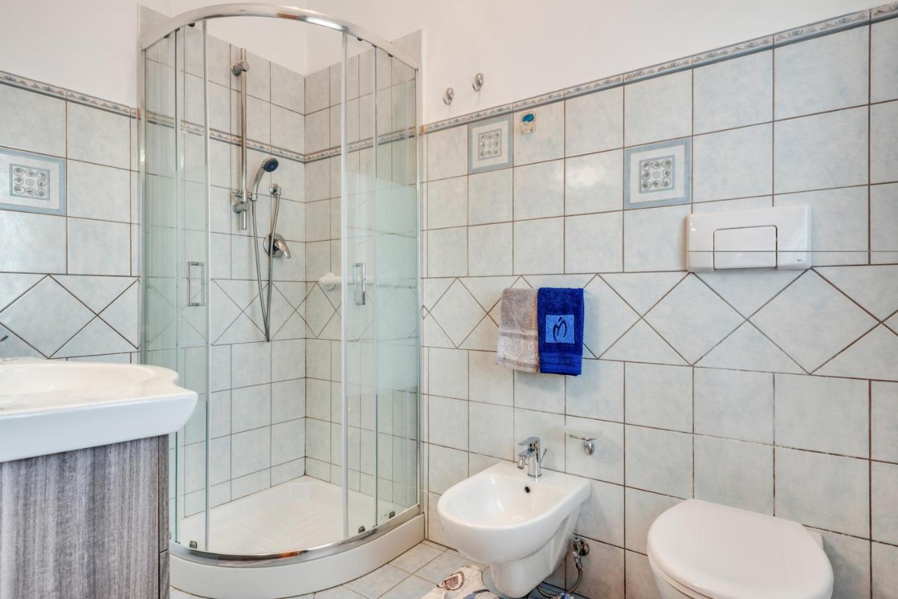 Roomy And Bright Apartment With Balconies X6 Catania Exterior foto